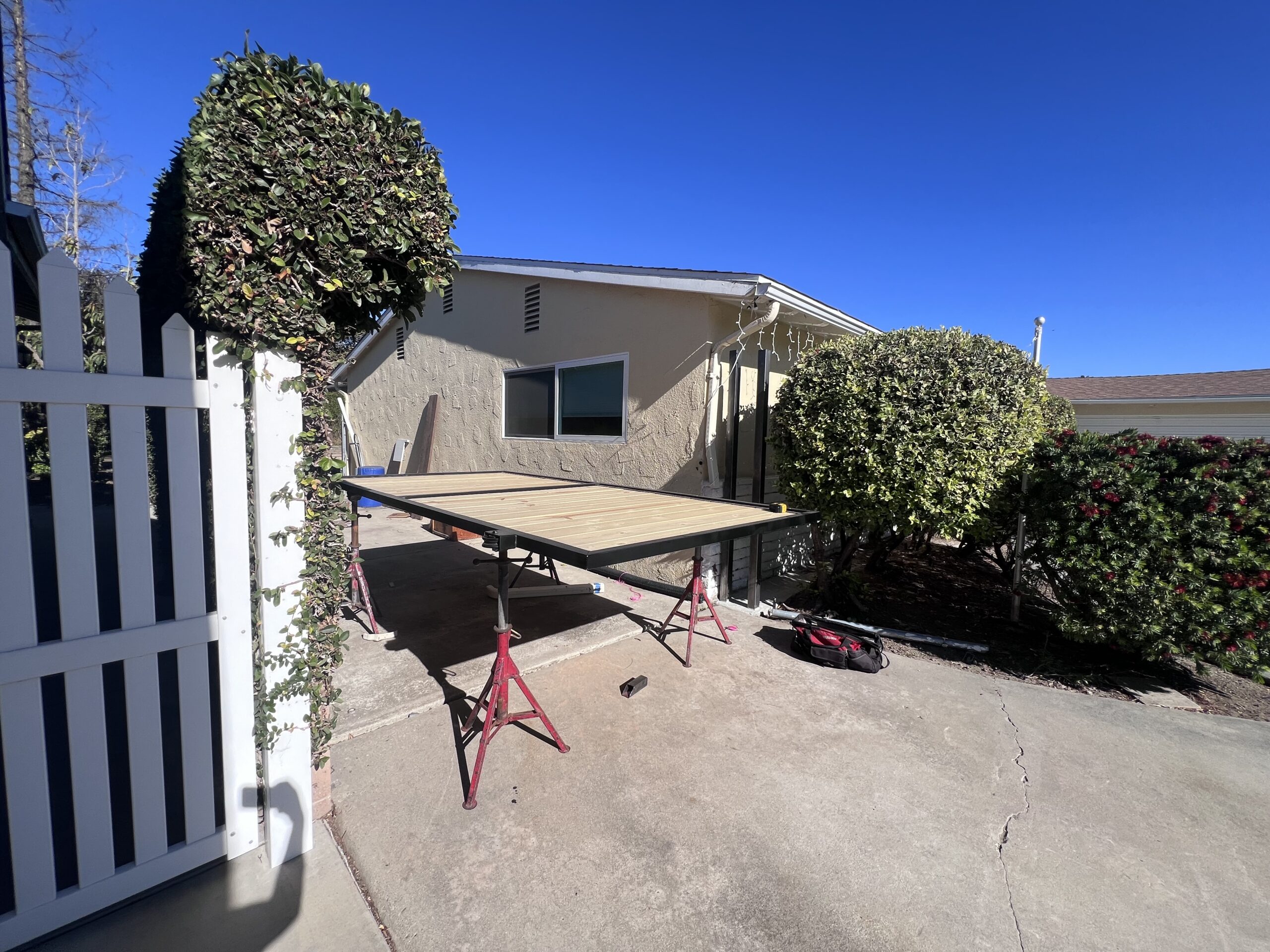 Driveway Gates in Camarillo: A Recent Installation by 805 Fence Company